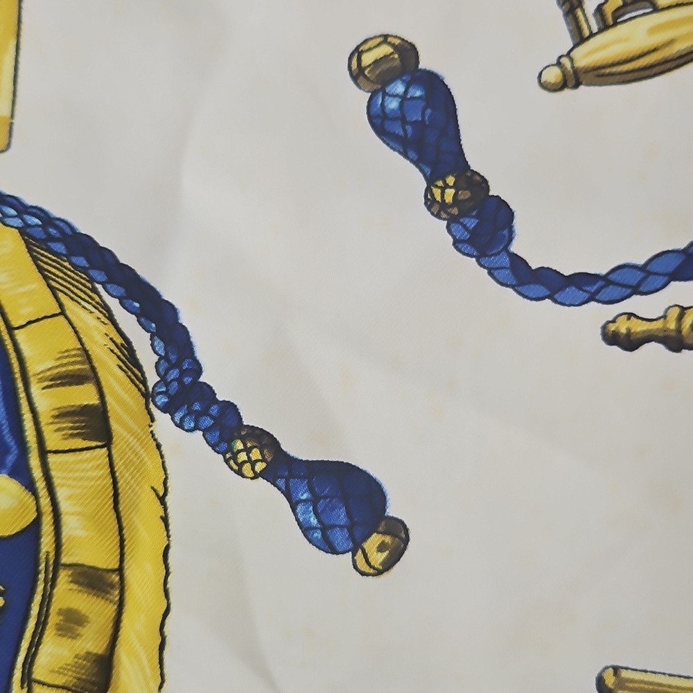 Vintage Hermès "Les Cles" (The Keys) Silk Scarf - Picture 3 of 9